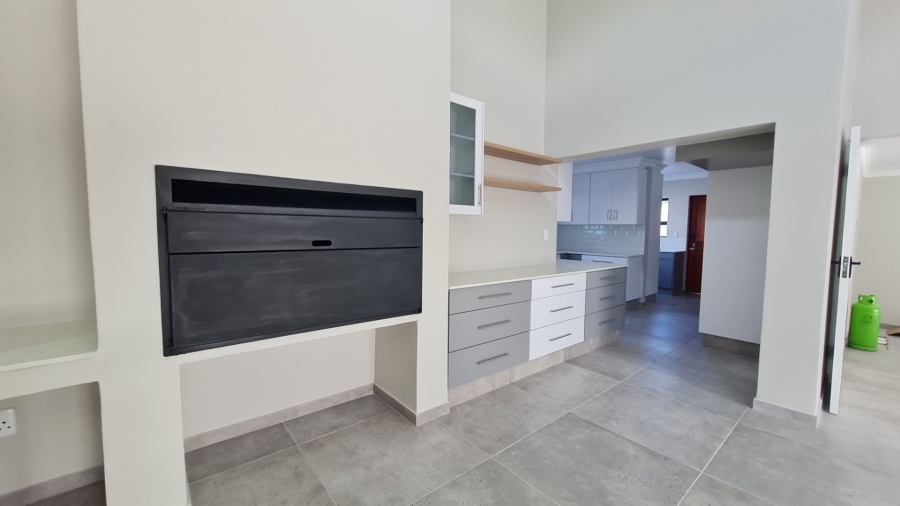 3 Bedroom Property for Sale in Dana Bay Western Cape